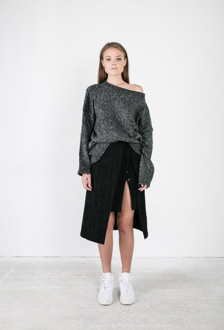 OSKAR grey knit round-neck jumper and black high split skirt