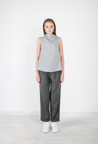 OSKAR grey woollen vest tip and dark grey pin-striped woollen pants