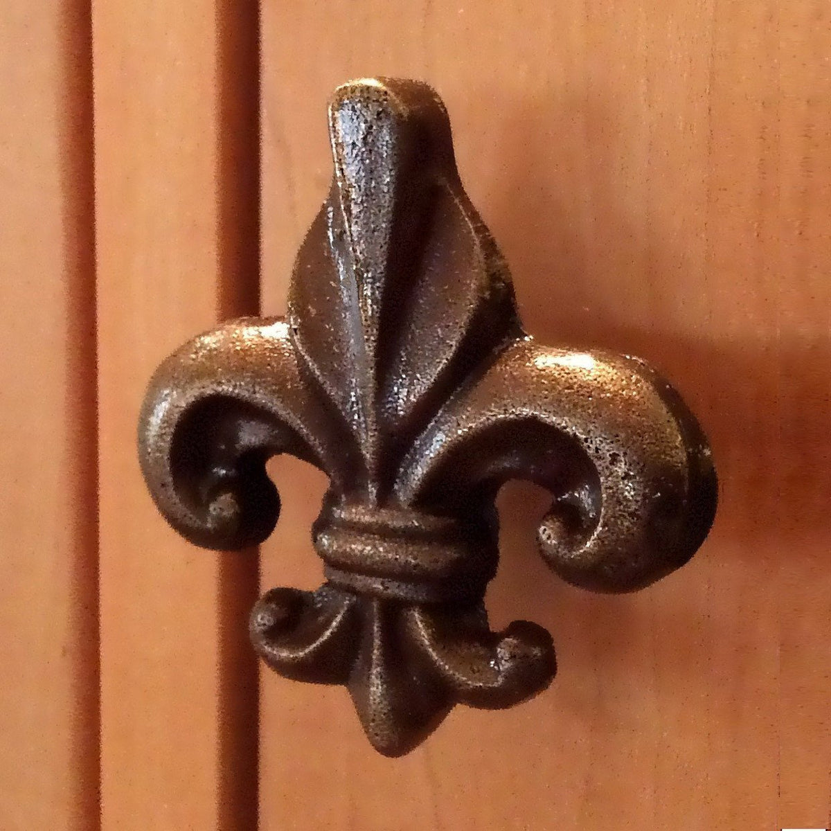 Fleur De Lis Cast Iron Cabinet Knobs Dresser Drawer Pulls Dwyer