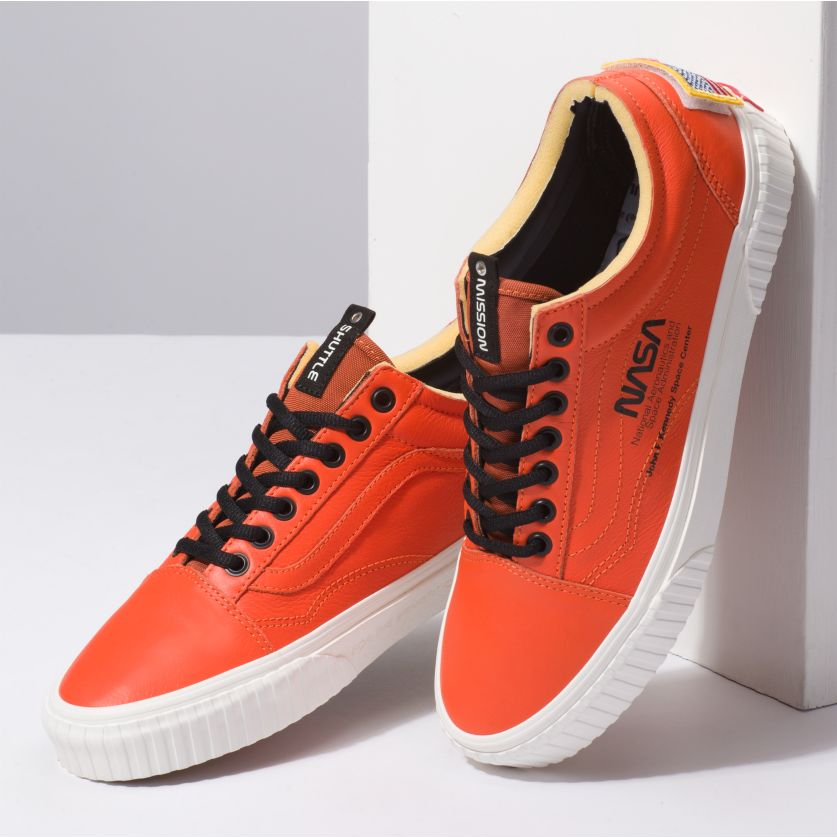 vans x space voyager old skool orange