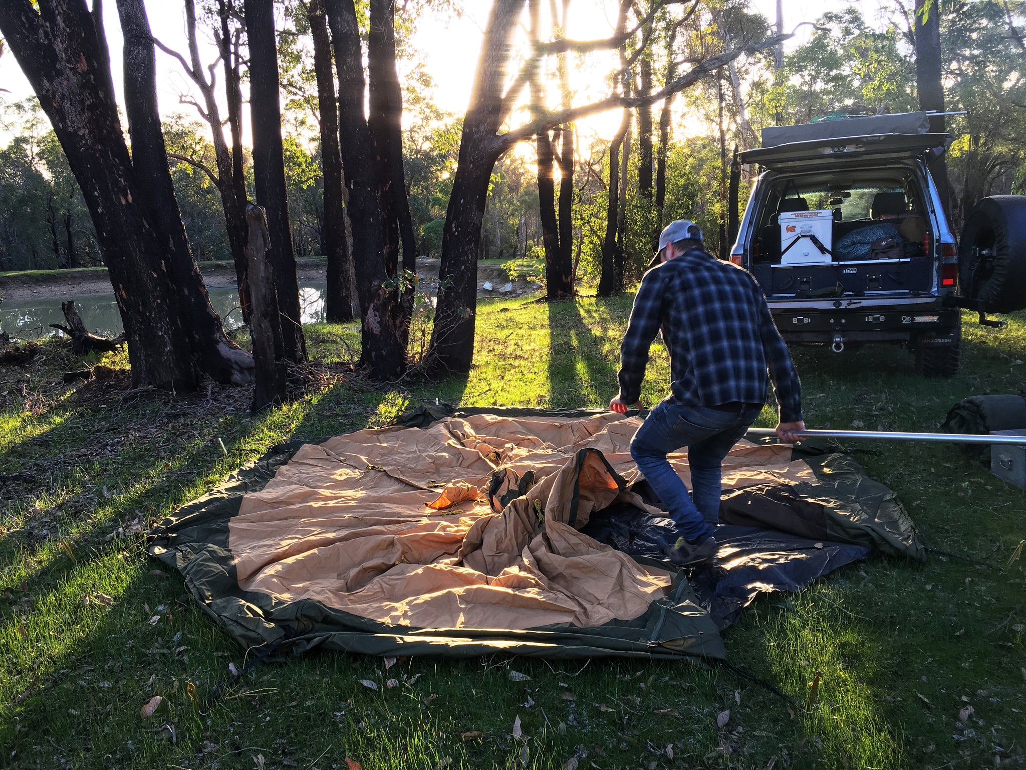 When Tentipi of Sweden manufacture the Safir 7CP they do not skimp on features or quality. The Safir 7CP is a very well made tent which we found to be perfect for Australian conditions. The canvas is super durable and breathable and the floor is removable for different camping options. Having 5 mesh vents including the door you get ample amount of air flow when needed. We bought this Tentipi Safir 7CP after doing a lot of research on tents from Australia and around the world. There was a few close contenders but the setup was not as simple and the fabrics/materials were less quality. We are very happy with our tent and are now planning lots of camping trip to get good use out of it. 