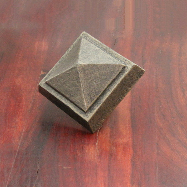 nw/95dd 50 mm square pyramid cap