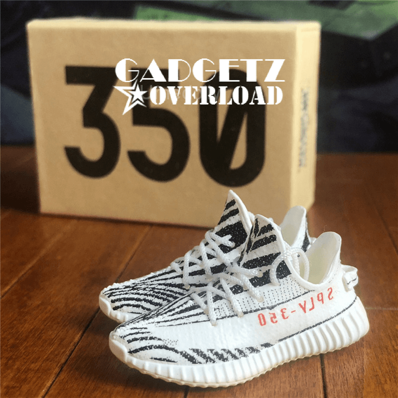 mini yeezys