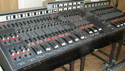 Pink Flyod's £1.4m Recording Desk - Dark Side of the Moon