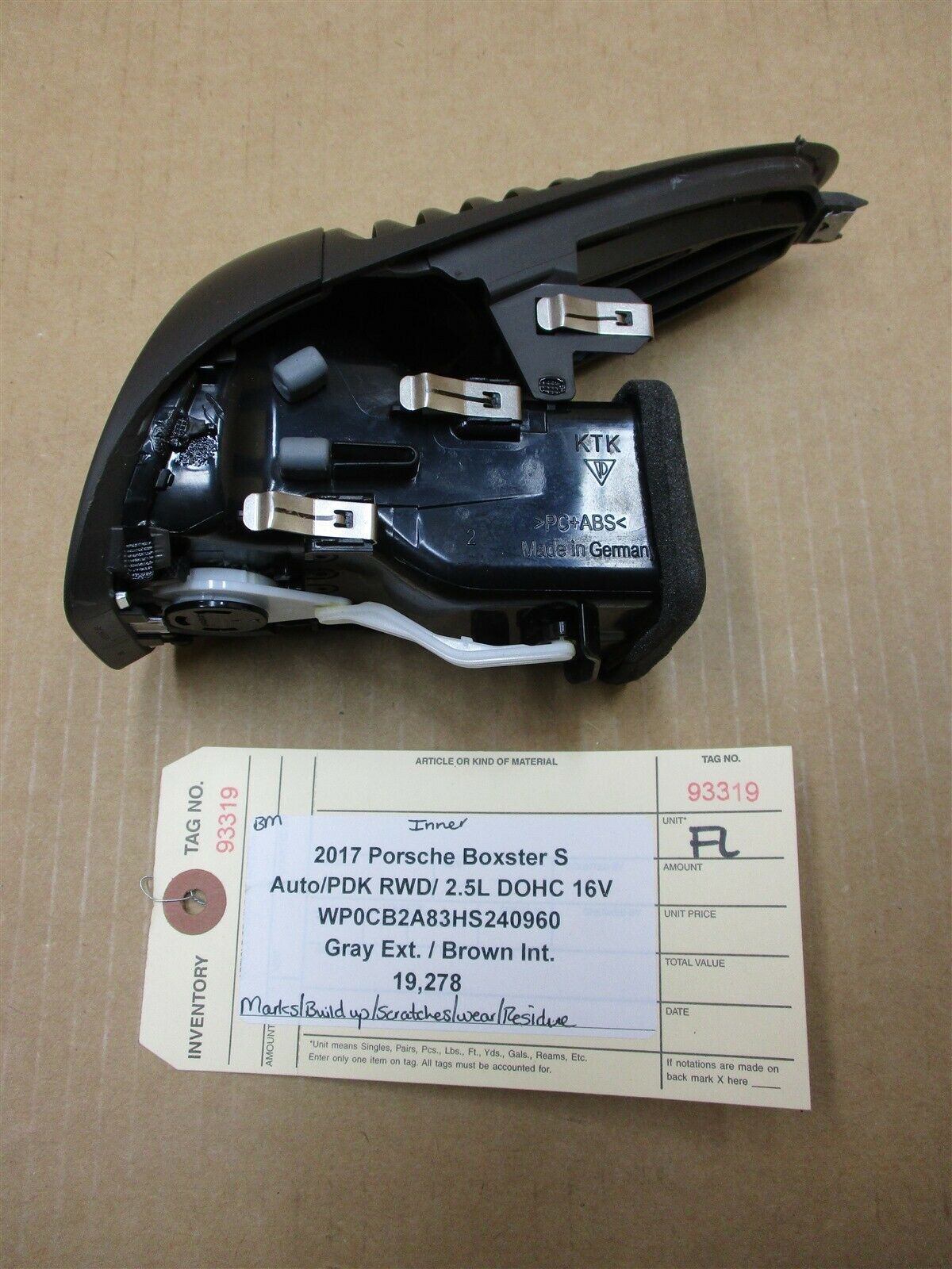 17 Boxster S RWD Porsche 718 L FRONT INNER DASH VENT TRIM 982819201C 19,278