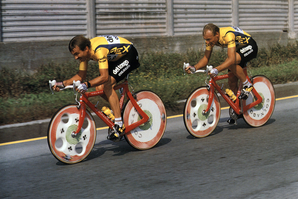 Lech Piasecki leads Czeslaw Lang (Del Tongo Colnago) in the 1988 edition of the Trofeo Baracchi.
