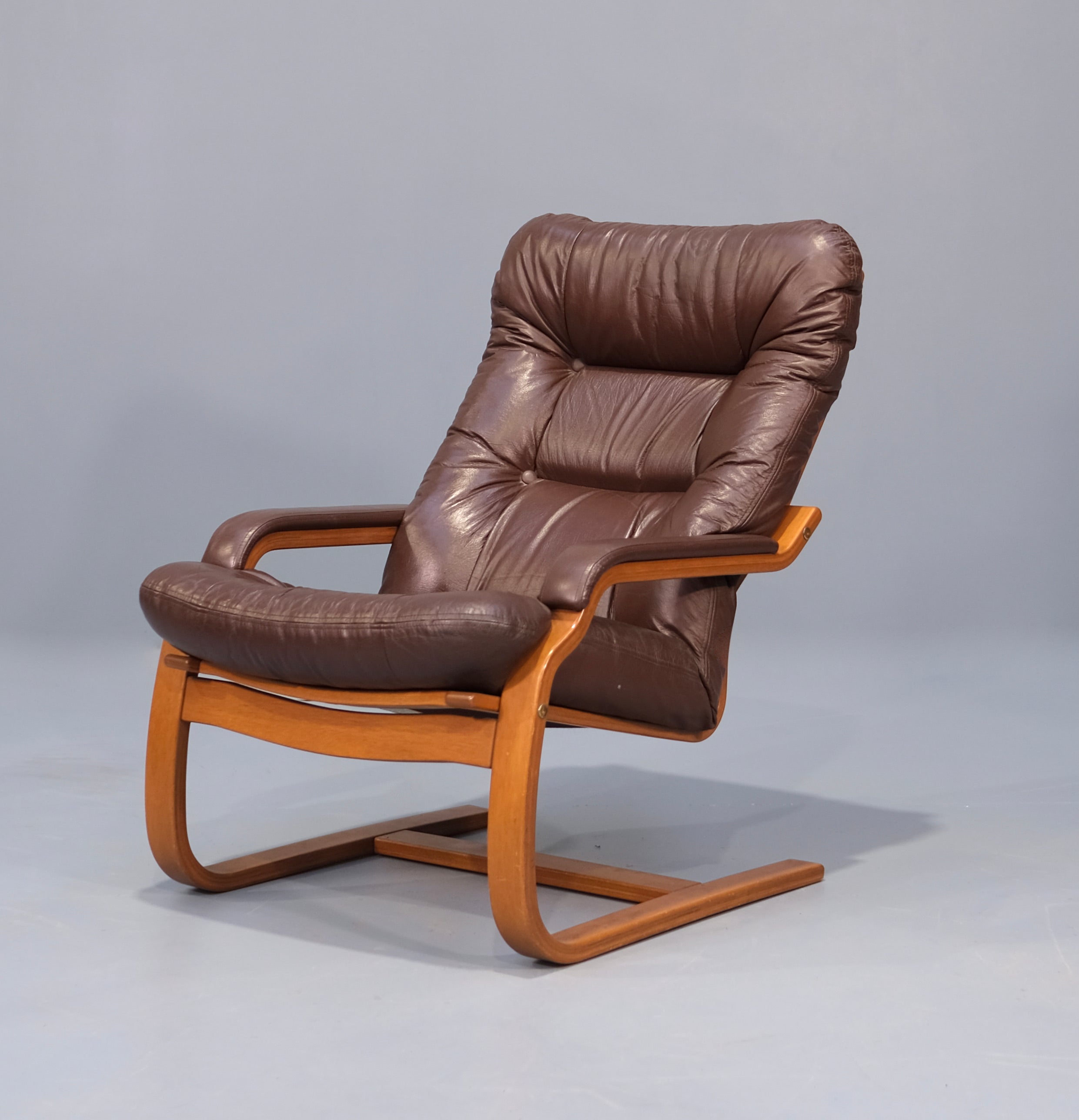 bentwood lounge chair