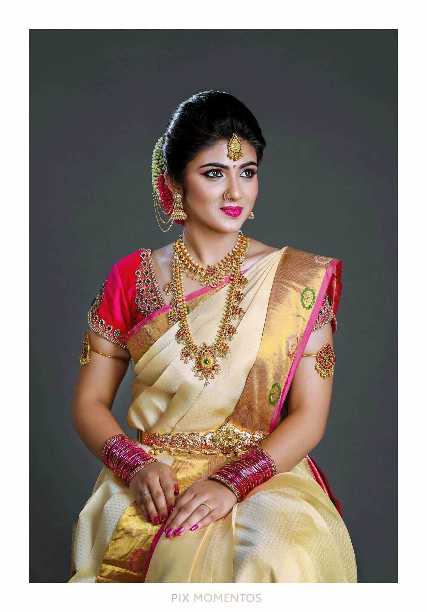south-indian-white-saree-with-golden-border