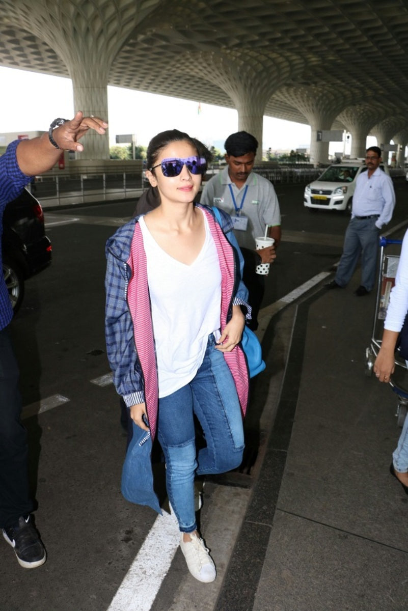 Alia Bhatt Carried A Cool & Smart Airport Fashion Look