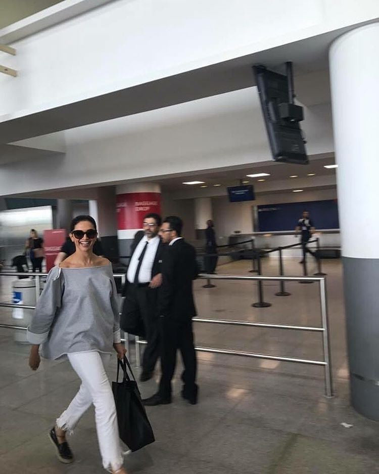 Deepika Padukone Was Spotted At JFK Airport