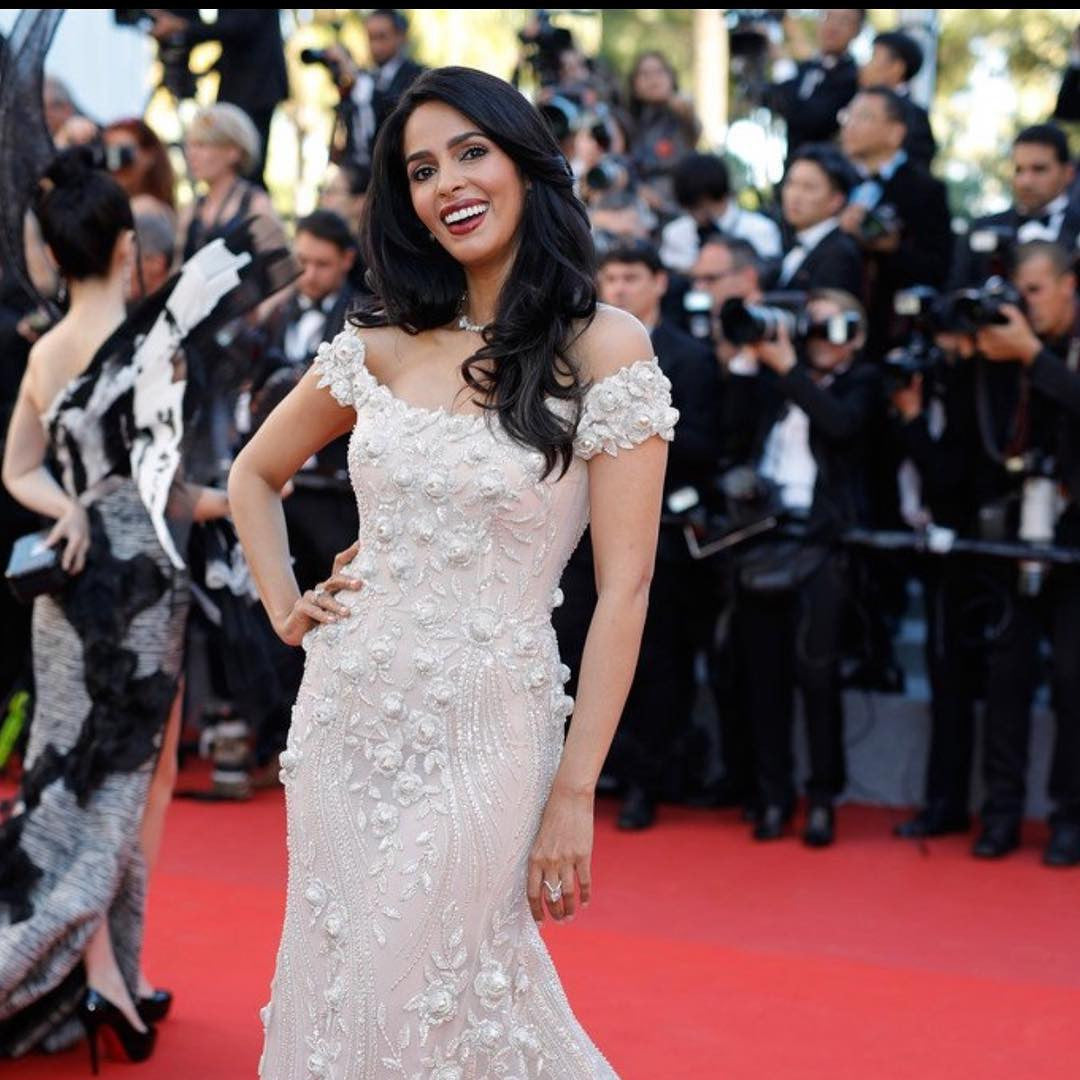  Mallika Sherawat Looked Gorgoues in Georges Hobeika designer gown team up with a spectacular necklace by Messika Joaillerie. 