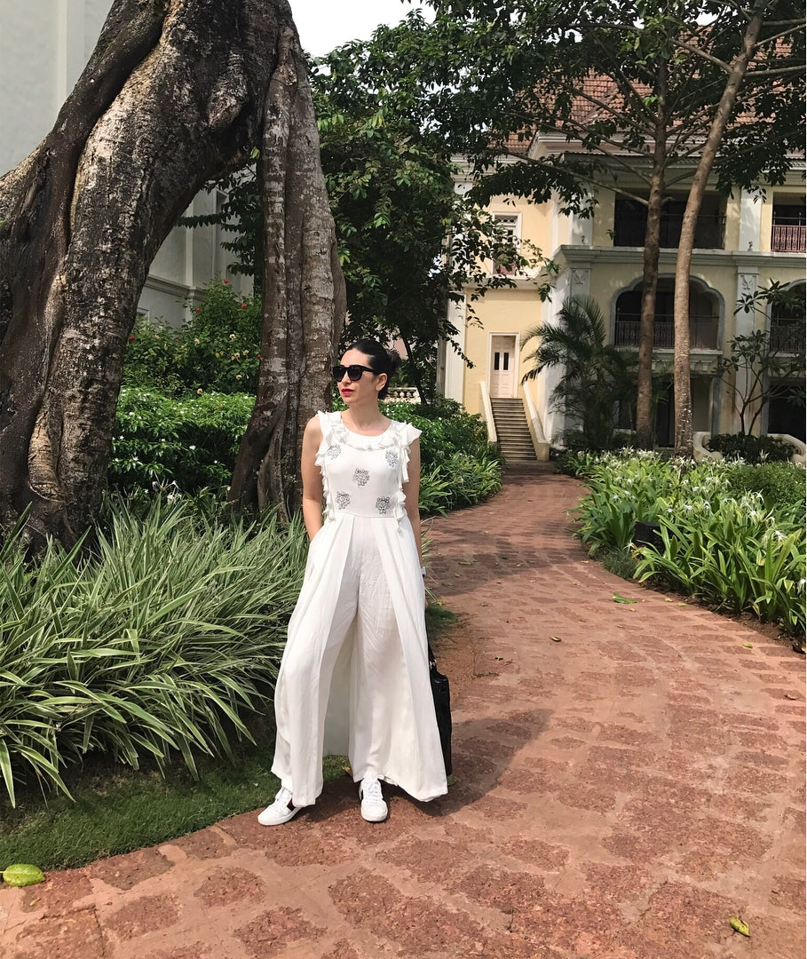 Karishma Kapoor In Her Latest All White Summer Fashion Look