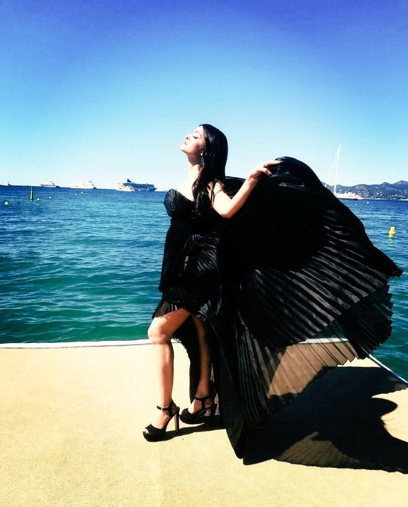 Cannes 2017 Day 2 Look 1: Aishwarya Rai Bachchan Looked Like A Black Swan In Ashi Studio's Gown