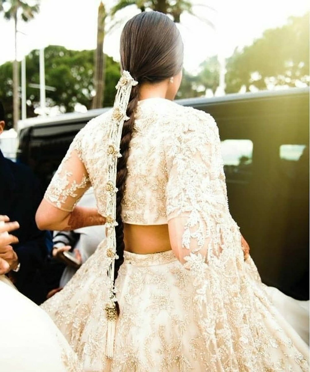 Sonam-Kapoor-in-Designer-Lehenga-Crafted-by-Ralph-&-Russo-at-Cannes-Film-Festival