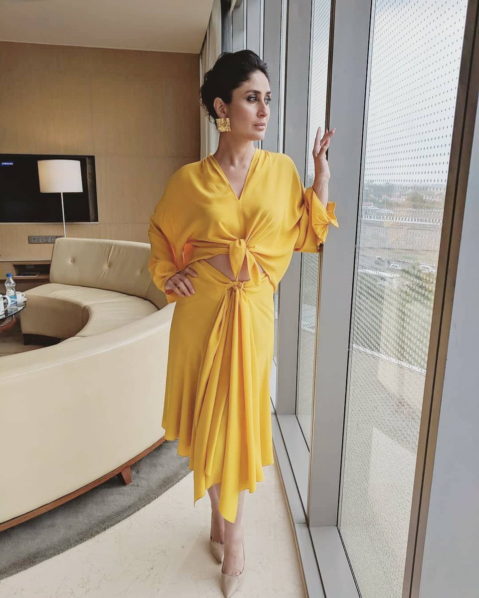 Kareena Kapoor Khan In Tomes Designer Yellow Dress Lady India