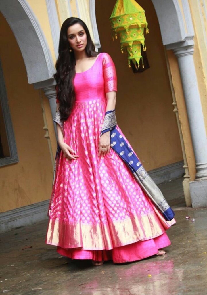 Shraddha Kapoor in Bageecha Banaras's Fuschia Pink Anarkali Suit