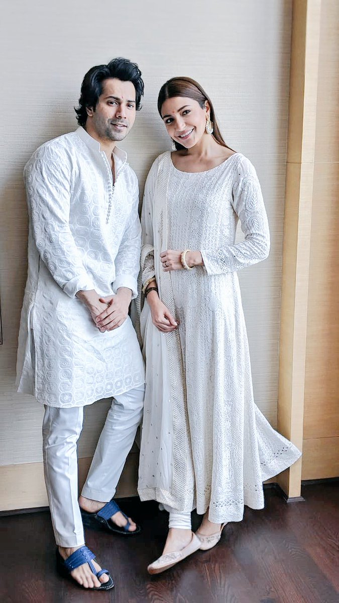 Anushka-Sharma-in-Kanika-Kapoor's-Chinkari-White-Anarkali-Suit