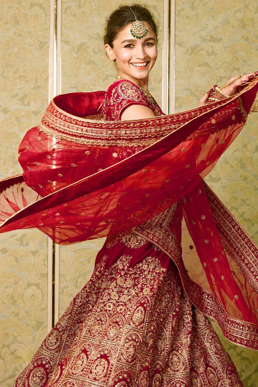 Alia Bhatt in Beautiful Ethnic Red Bridal Velvet Lehenga