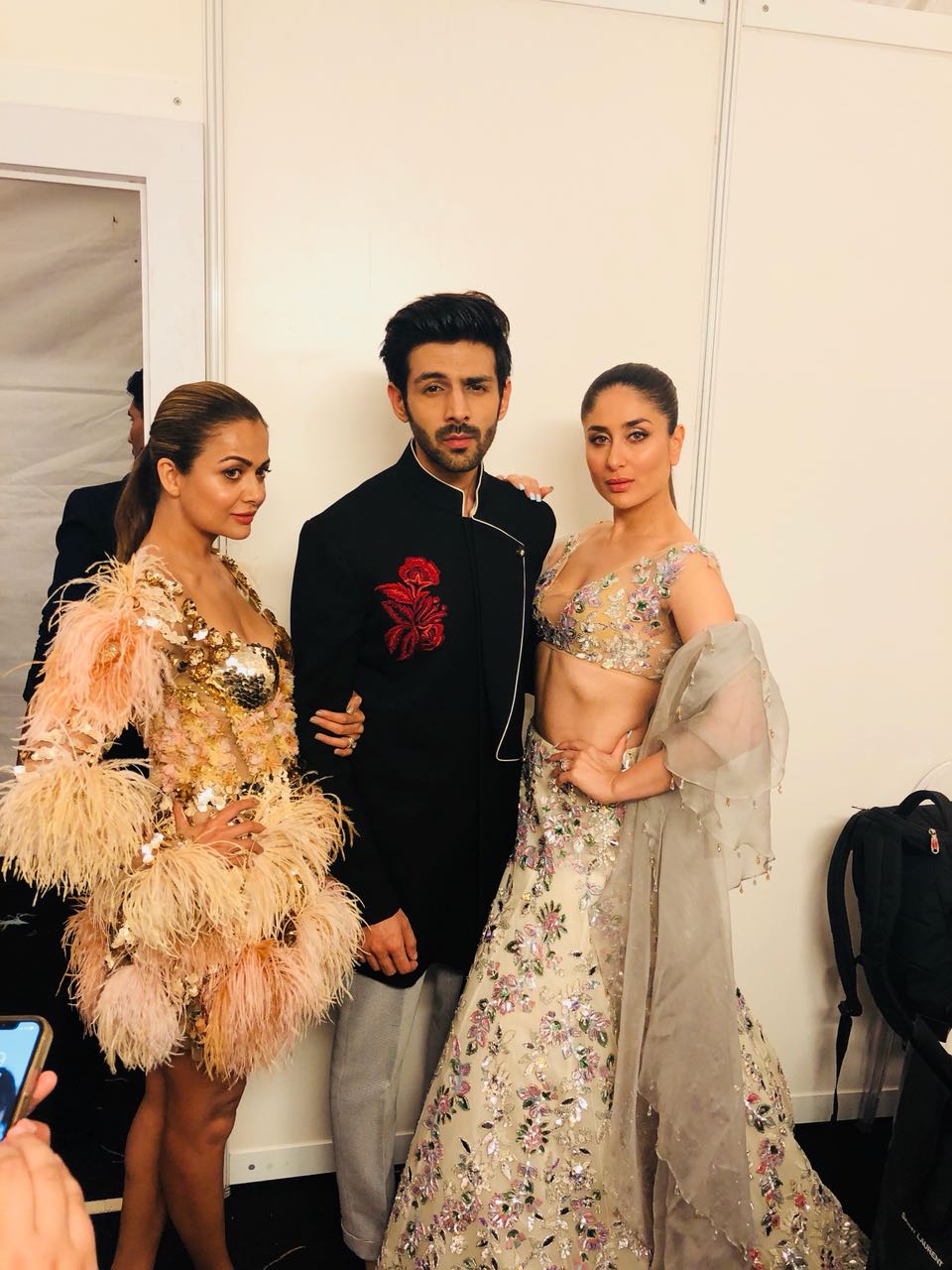 Summer Couture collection, Manish chose his favourite muse Kareena Kapoor Khan and the very dapper Kartik Aaryan.