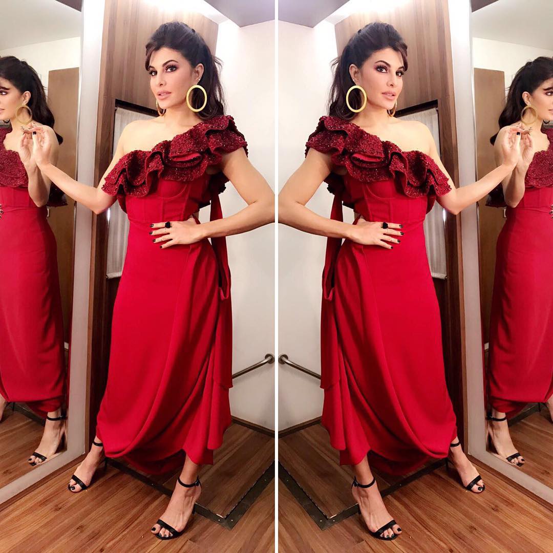 Jacqueline Fernandez Flaunts The Sassiest Red Gown On Bigg Boss