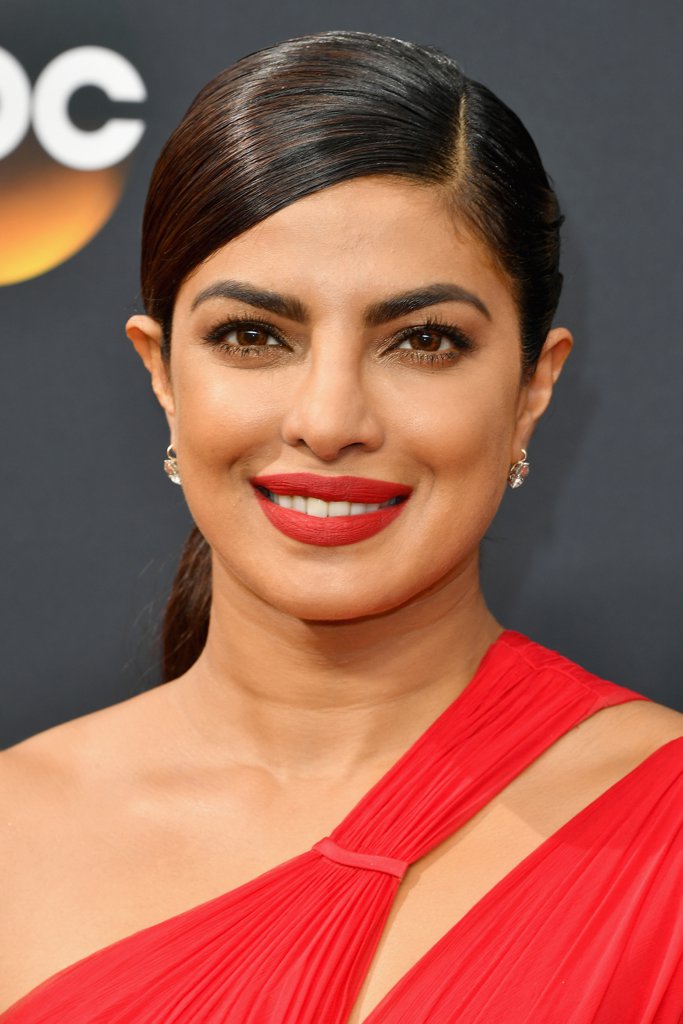 Priyanka-Chopra-Hair-Makeup-Emmy-Awards-2016