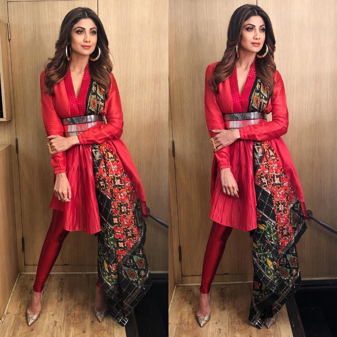 Shilpa Shetty Looked Stunning In Designer Ethnic Dress By Amit Aggarwal