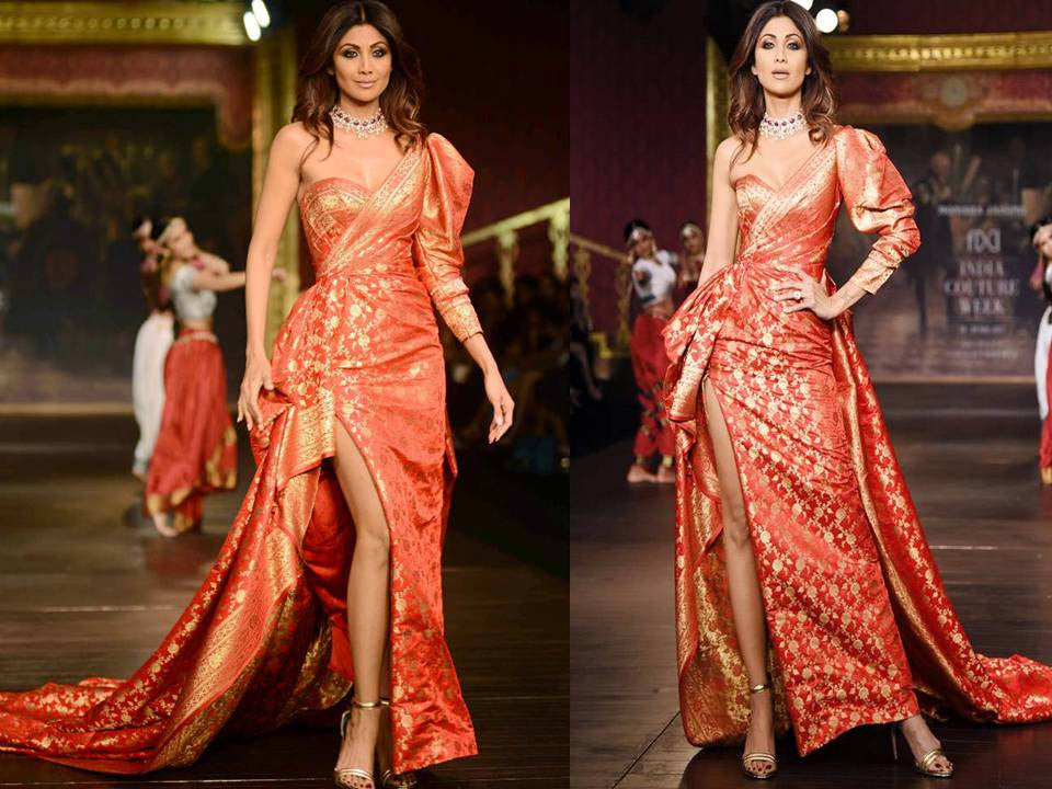 ICW 2017: Shilpa Shetty Looked Like A Toffee Wrapper in A Benarasi Brocade Gown