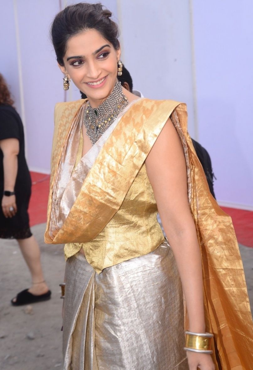 Sonam Kapoor Nailed The Ethnic Look Silver And Gold Cotton Silk