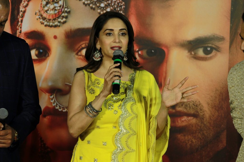 Madhuri Dixit Looks Like a Sunflower at The Trailer Launch of her Upcoming Film Kalank
