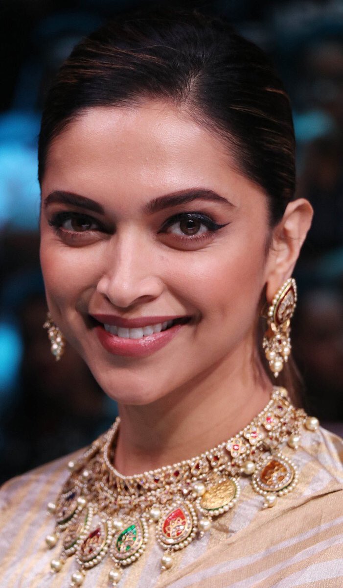 For Once, Deepika Padukone’s Accessories Are Outshining Her Stunning Saree
