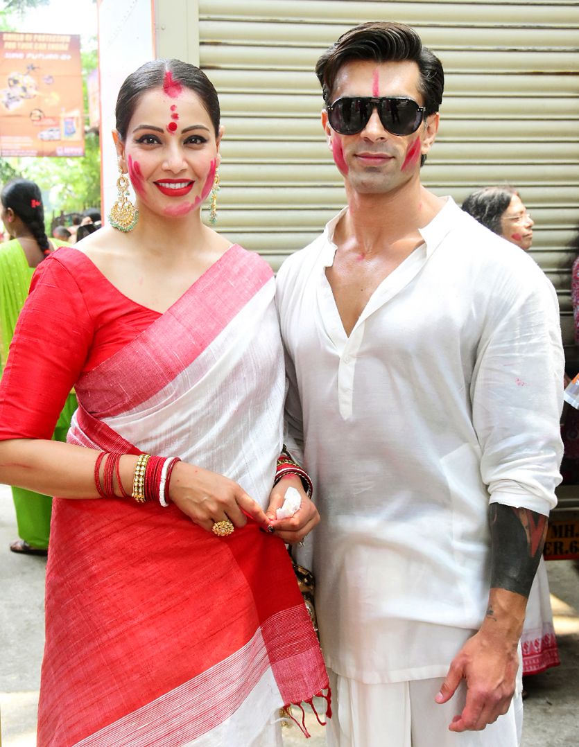 Bipasha Basu in Red And White Saree