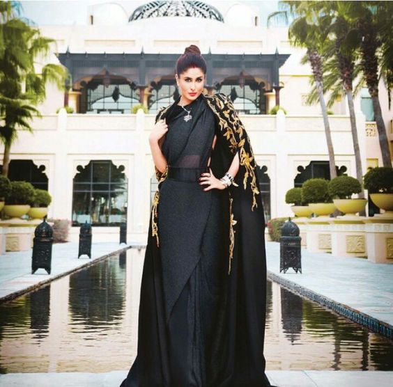 kareena-kapoor-khan-in-designer-cape-with-saree