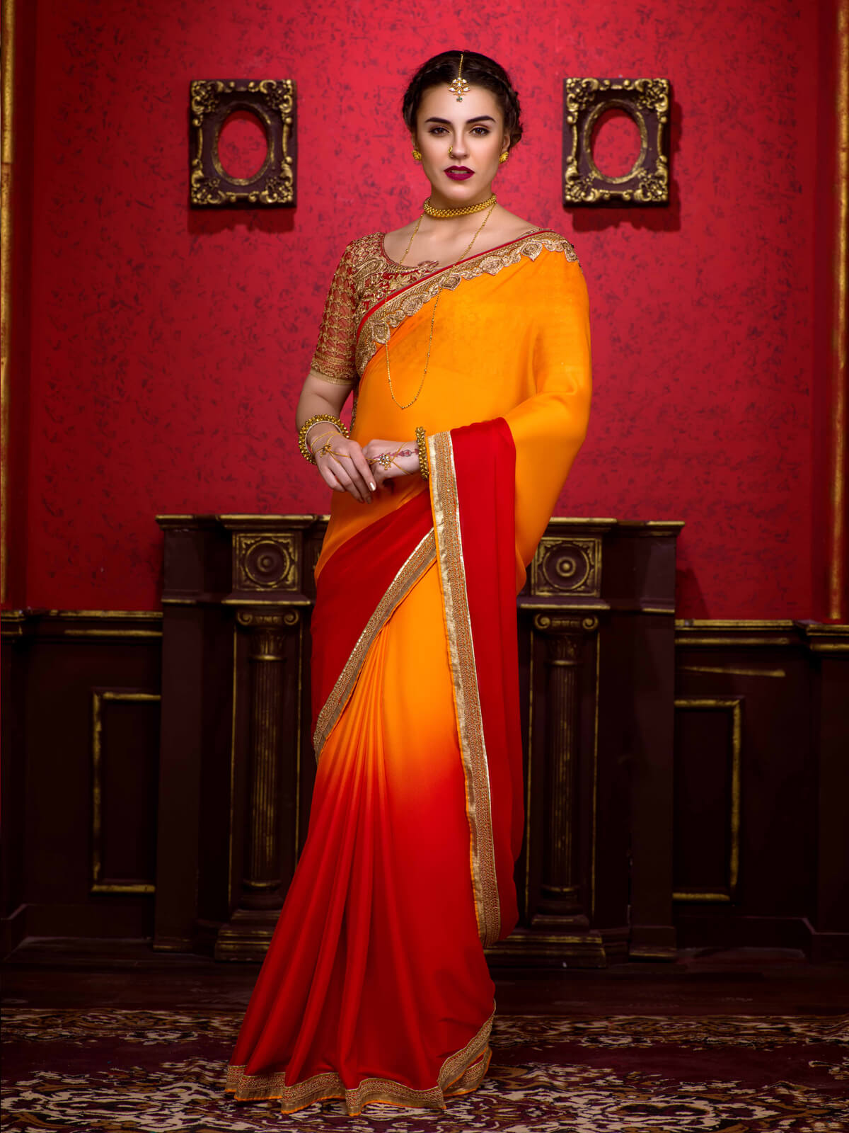 plain-saree-with-border-and-designer-blouse