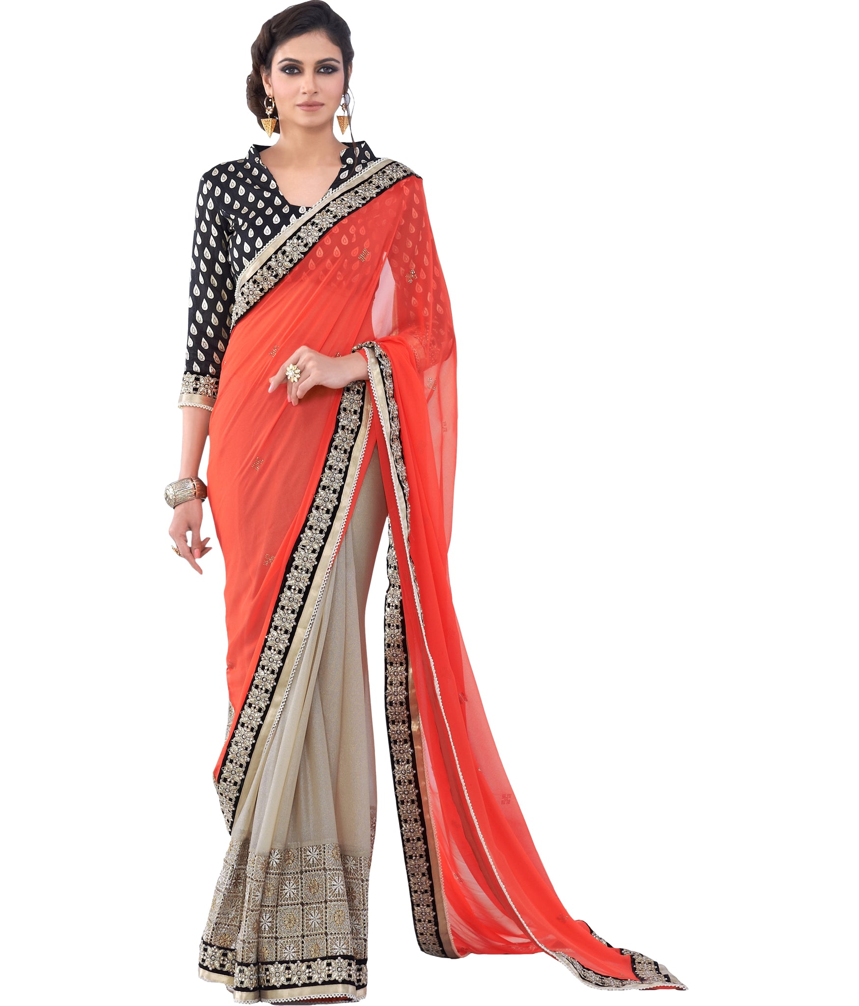 plain-saree-with-printed-blouse