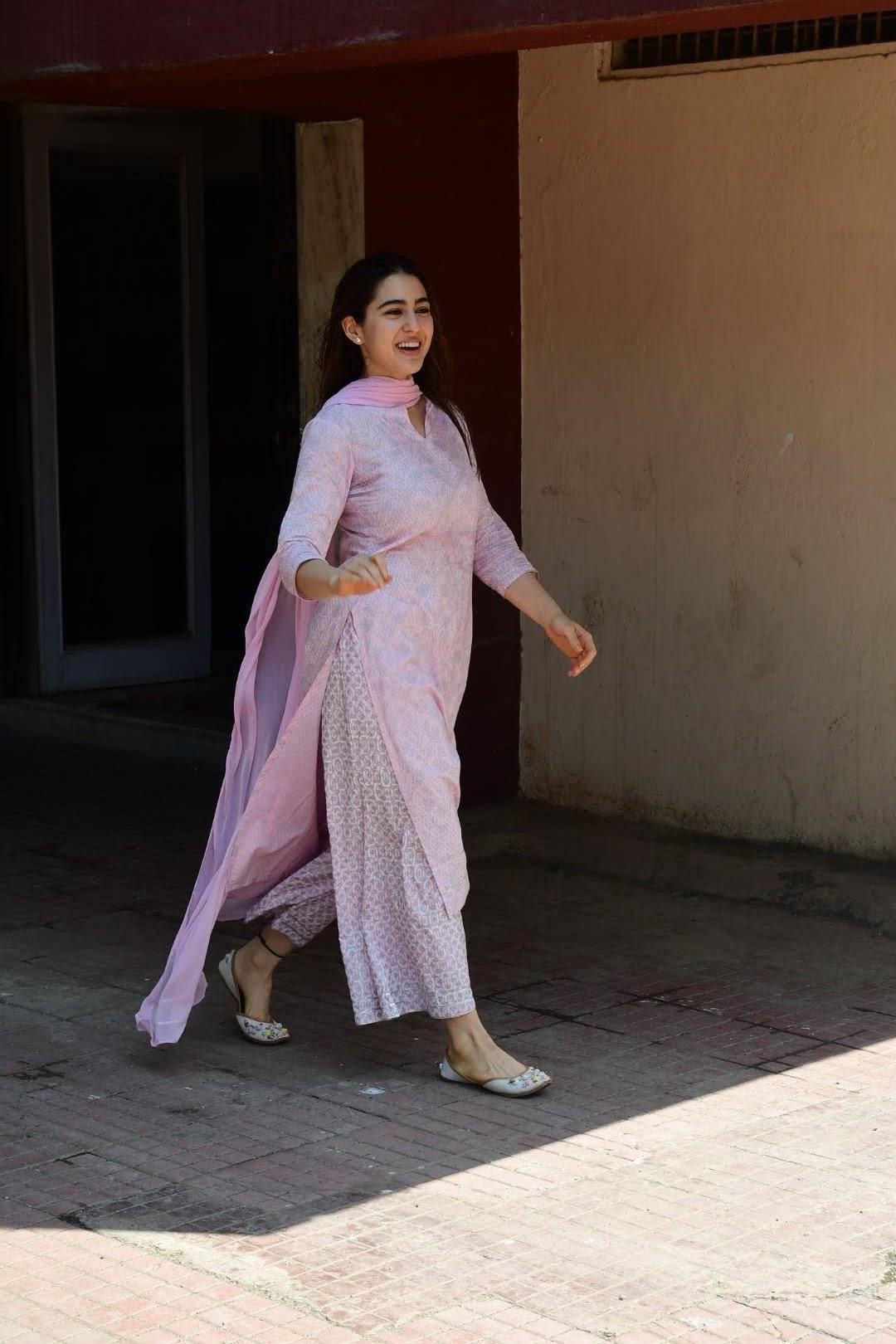 sara-ali-khan-in-palazzo-suit-with-dupatta-set