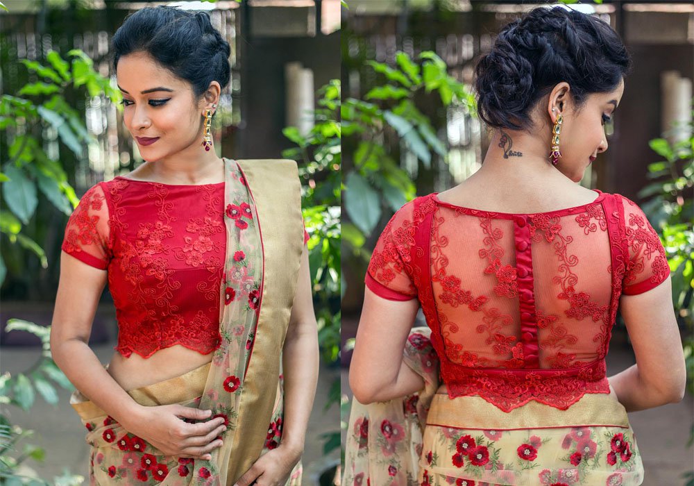 saree-blouse-boat-neck-designs