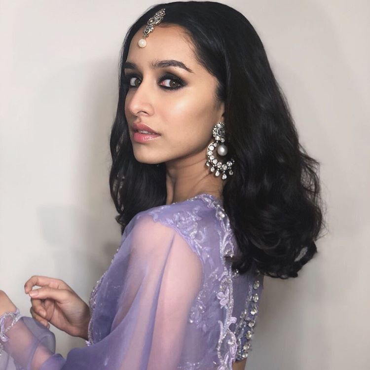 Shraddha-Kapoor-in-Kresha-Bajaj-Zaveri's-Designer-Lavender-Lehenga