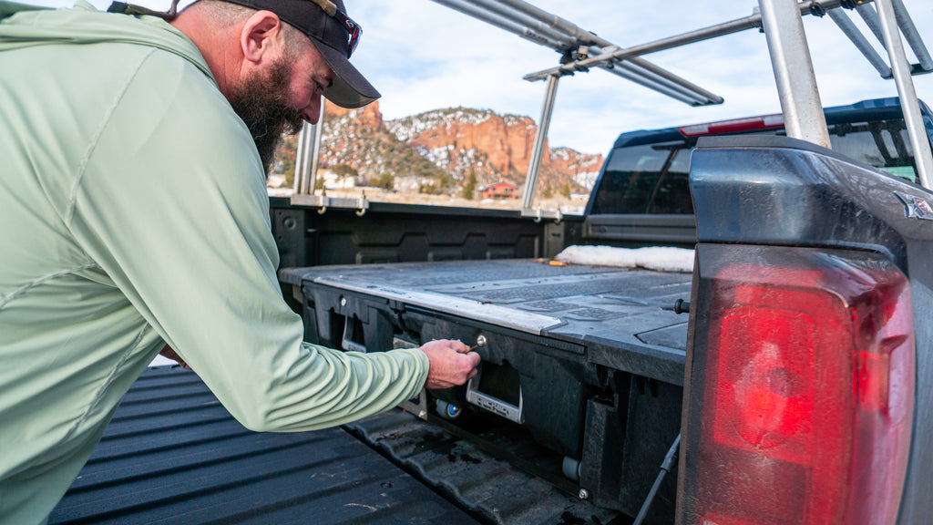 Joe - DECKED Fishing locking 