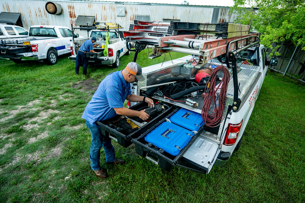 Trucks with open DECKED drawers