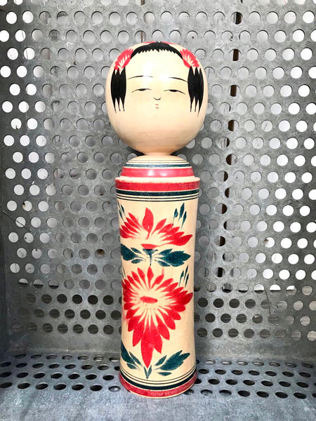 vintage wooden japanese kokeshi dolls