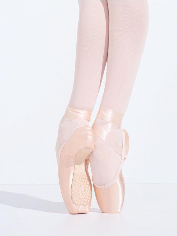 capezio kylee pointe shoes