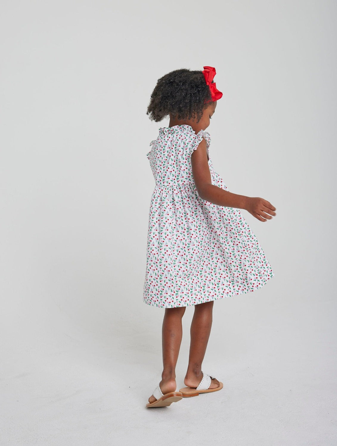 seguridadindustrialcr girl's floral dress for spring, sleeveless style with cherry heart design
