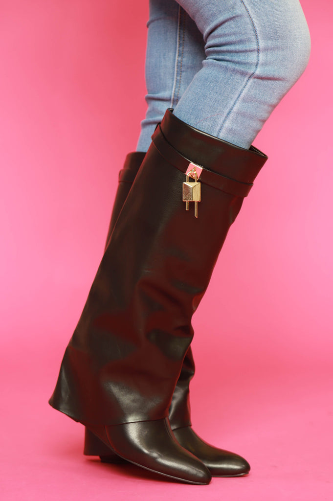 Lock & Key Faux Leather Knee High Boot - Black - grundigemergencyradio