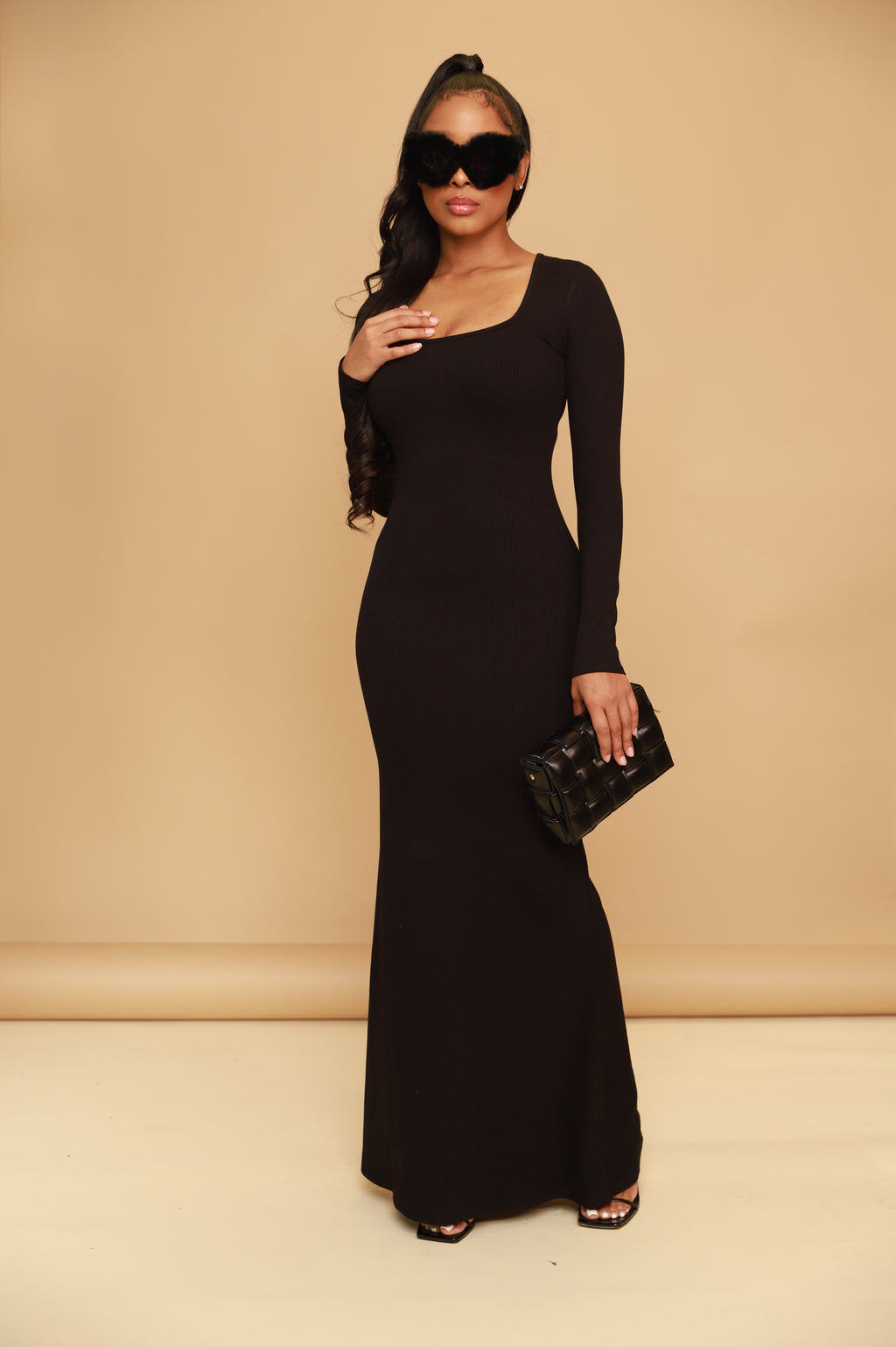 Endless Night Scoop Neck Snatched Maxi Dress - Black - grundigemergencyradio