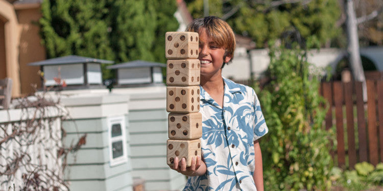 Giant Dice Stacking