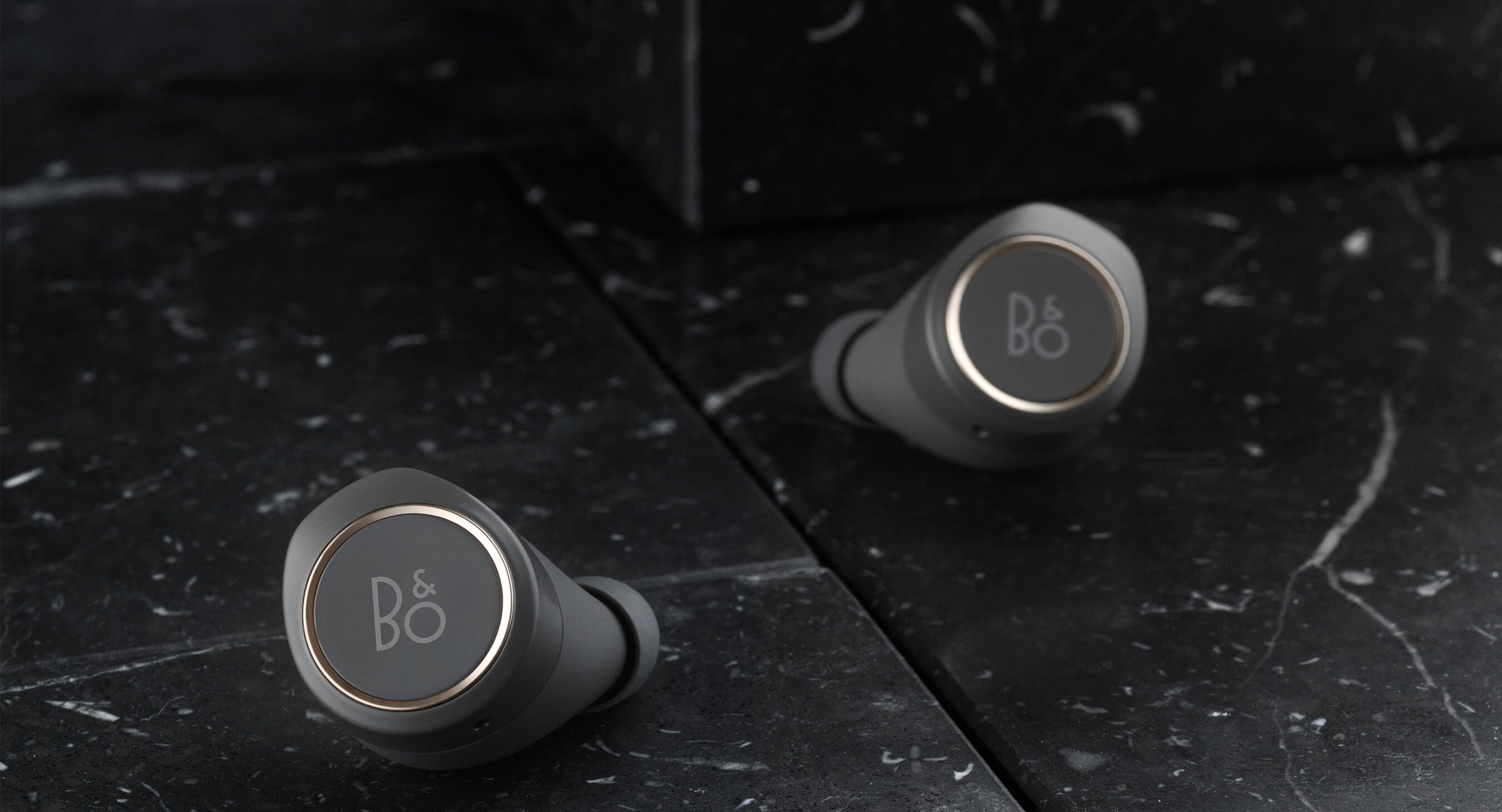 B&O PLAY E8 Wireless Earphones