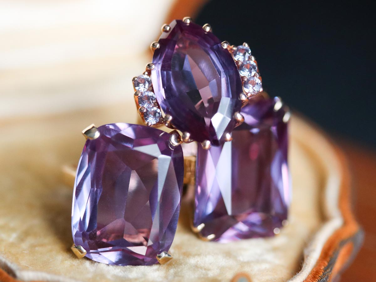 Synthetic alexandrite cocktail rings