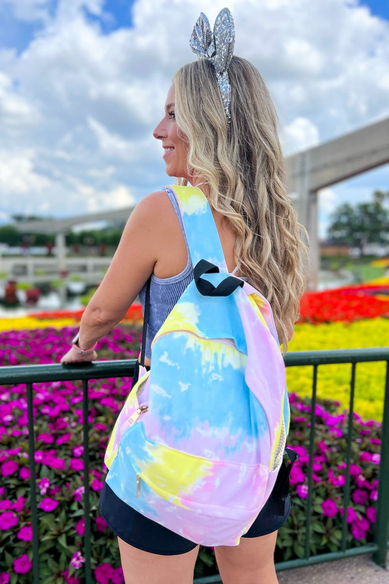  Escape the Crowd Cloud Wash Canvas Backpack - kitchencabinetmagic