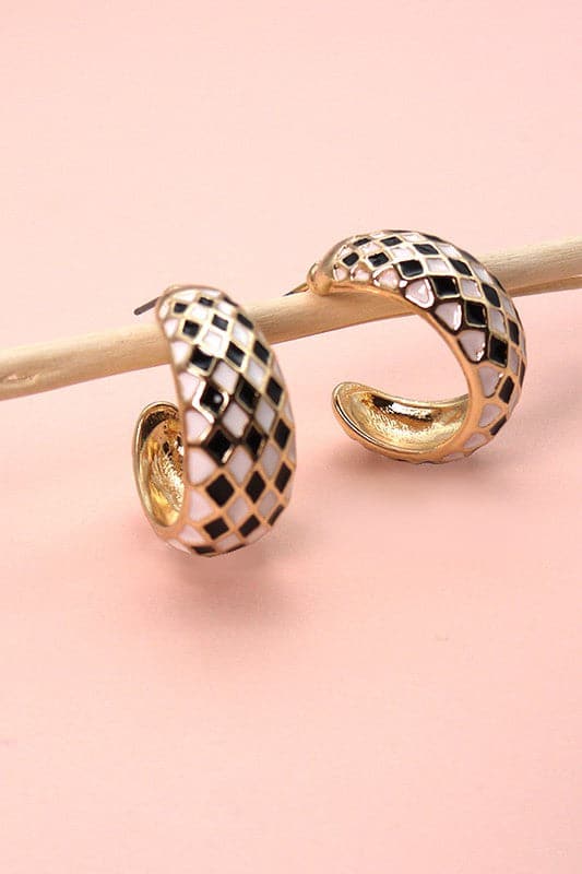  Setting the Trend Checkered Hoop Earrings | PREORDER - kitchencabinetmagic