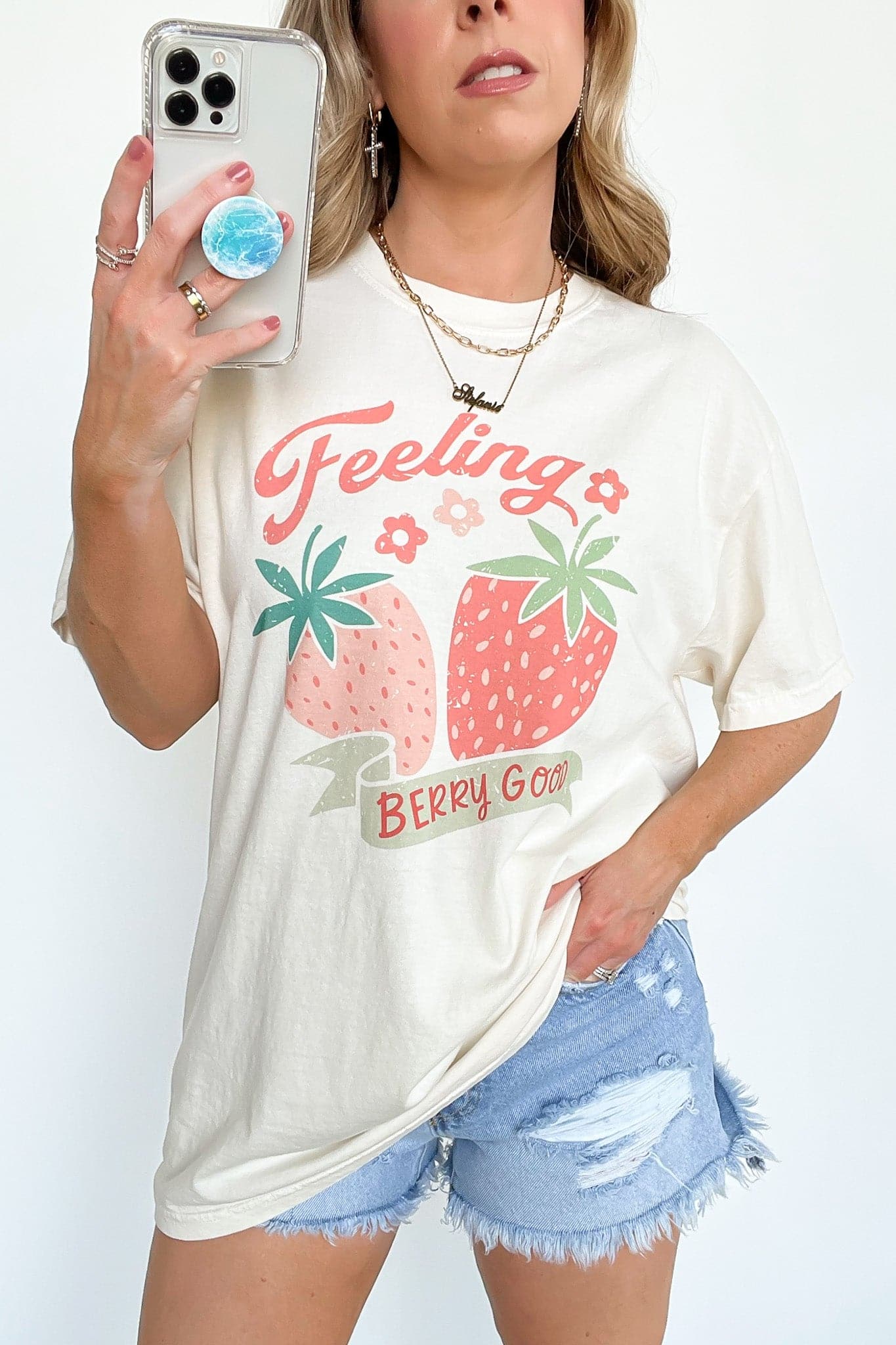  Feeling Berry Good Vintage Relaxed Graphic Tee | CURVE - BACK IN STOCK - kitchencabinetmagic